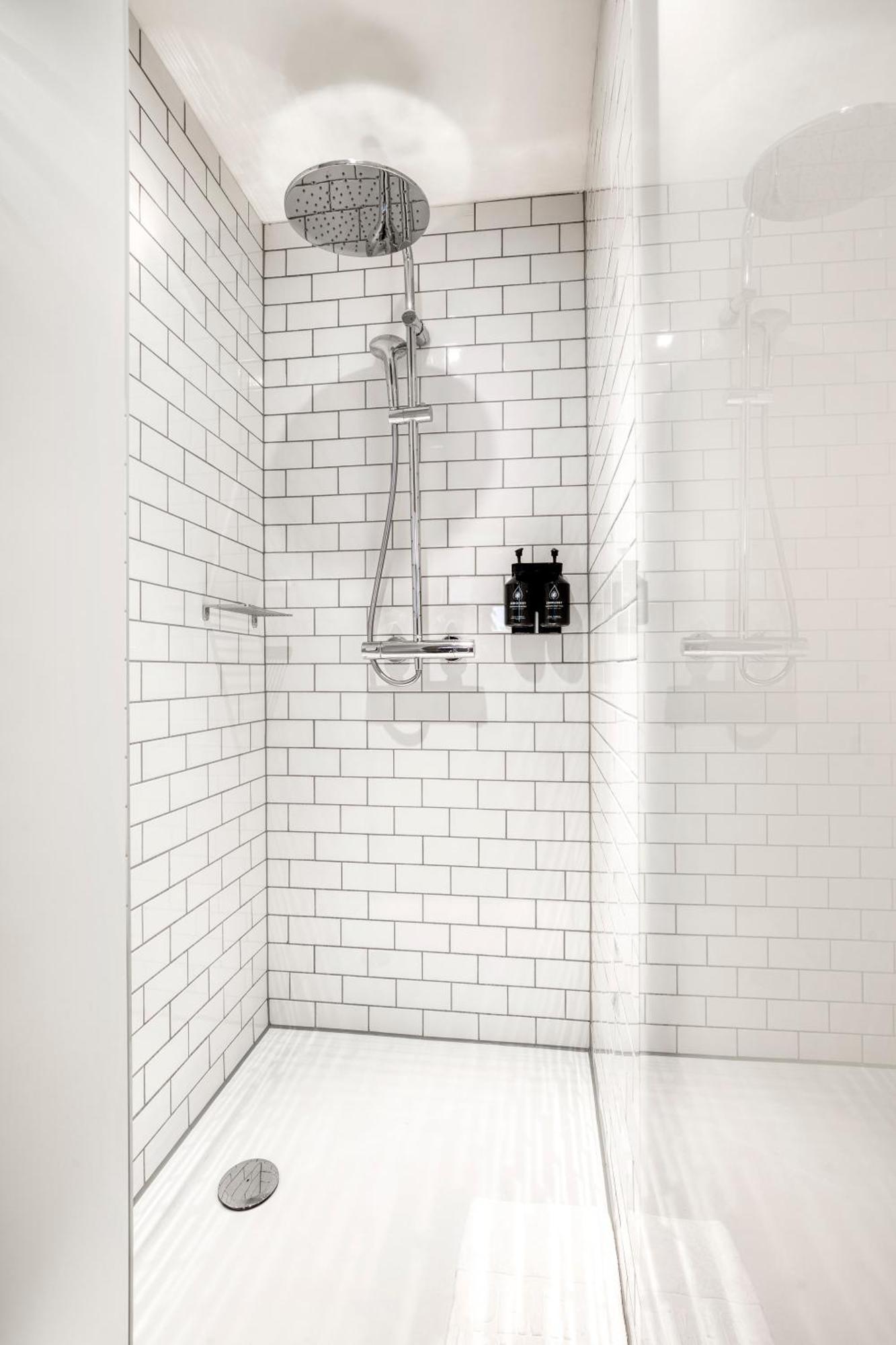 Single Room,1641722018:JPEG